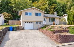 460 WESTMONT Dr, Reedsport, OR 97467