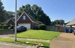 10957 Lexington Dr, Olive Branch, MS 38654