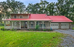 2899 Brownstown Rd, Renick, WV 24966