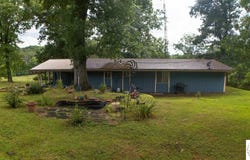 27243 Cate Lane, Lincoln, MO 65338