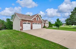 31 Pine Lake Drive, Troy, MO 63379