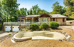 1223 Eagle Point Road, Mountain View, AR 72560