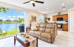 2695 SW 84th Ter, Miramar, FL 33025