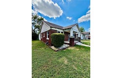1203 W 5th Street, Coffeyville, KS 67337