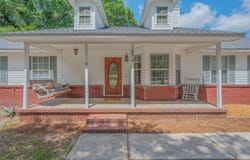 6014 Robin Road, Crestview, FL 32539
