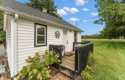 902 S 200 E, La Porte, IN 46350