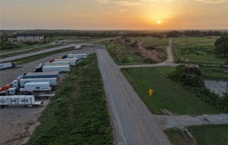 HWY 90, Luling, TX 78648