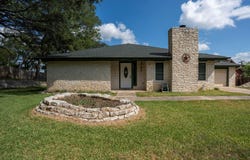 404 Hunt Ln, Buda, TX 78610