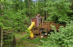 157 Burkes Hollow RD, Willis, VA 24380