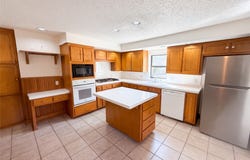 5609 Baylor Avenue, River Oaks, TX 76114
