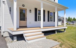 1 Beacon Drive, Brunswick, ME 04011