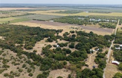 455 James Road, Ferris, TX 75125