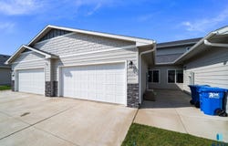 6155 S Alki Pl, Sioux Falls, SD 57108