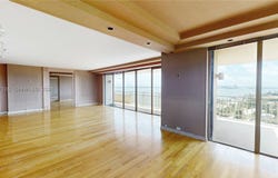 11113 Biscayne Blvd, Miami, FL 33181