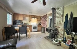 431 Mad River Rd, Mad River, CA 95552