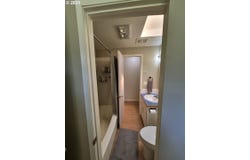 1766 BERWIN Ln, Eugene, OR 97404