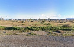 4 Melody, Lancaster, CA 93535
