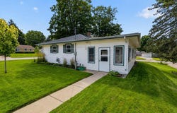 916 Jefferson St, West Bend, WI 53090