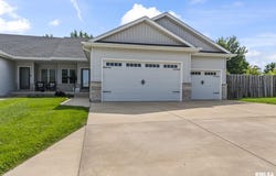 1514 Balfour Drive, Springfield, IL 62711