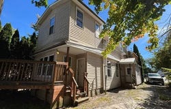 259 Lincoln St., Saco, ME 04072