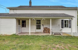 1220 Railroad Ave, Goshen, VA 24439