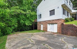 124 FOX HILL DRIVE, CENTER POINT, AL 35215