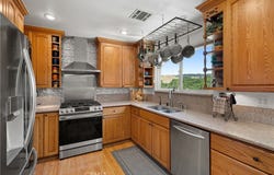 1958 Green Brook Lane, Paso Robles, CA 93446