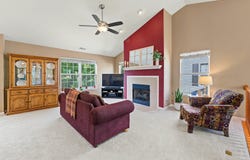 2410 Georgetown Circle, Aurora, IL 60503