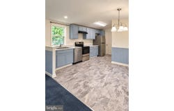 24 CURTIS Drive, RISING SUN, MD 21911