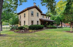 802 S Teut Rd, Burlington, WI 53105