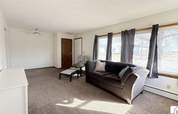 400 E North Street, Waldorf, MN 56091