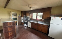 621 John Paulk Rd, Willacoochee, GA 31650