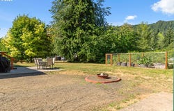 52 COATES Rd, Carson, WA 98610