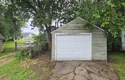 1130 6th Street, Beloit, WI 53511