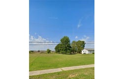 501 Strozier LN, Barling, AR 72923