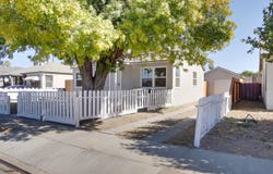 848 N E Street, Tulare, CA 93274