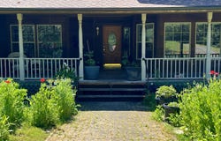 28544 CROW Rd, Eugene, OR 97402