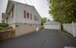 46 Park Avenue, Montville, CT 06382