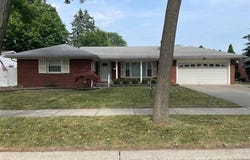 1801 Waverly Street, Trenton, MI 48183
