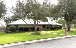 108 Meadow Drive, Schulenburg, TX 78956