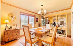 760 Westminster Dr, Irwin, PA 15642