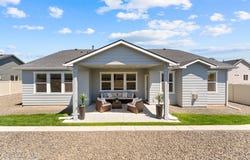 12154 W Kilkenny Dr, Post Falls, ID 83854