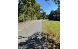 12006 POPES HEAD Road, FAIRFAX, VA 22030