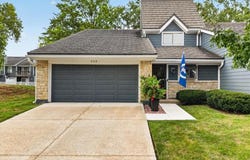 253 NE Edgewater Drive, Lee's Summit, MO 64064