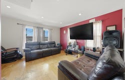 7420 W 64th Place, Summit, IL 60501