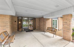 445 N Park Boulevard, Glen Ellyn, IL 60137
