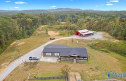 606 Red Eagle Road, Ohatchee, AL 36271