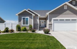 1870 47th N, Ammon, ID 83401