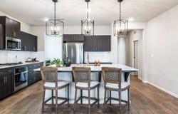 565 Traverse Drive S, Madera, CA 93636