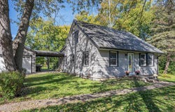 8373 S 35th St, Franklin, WI 53132